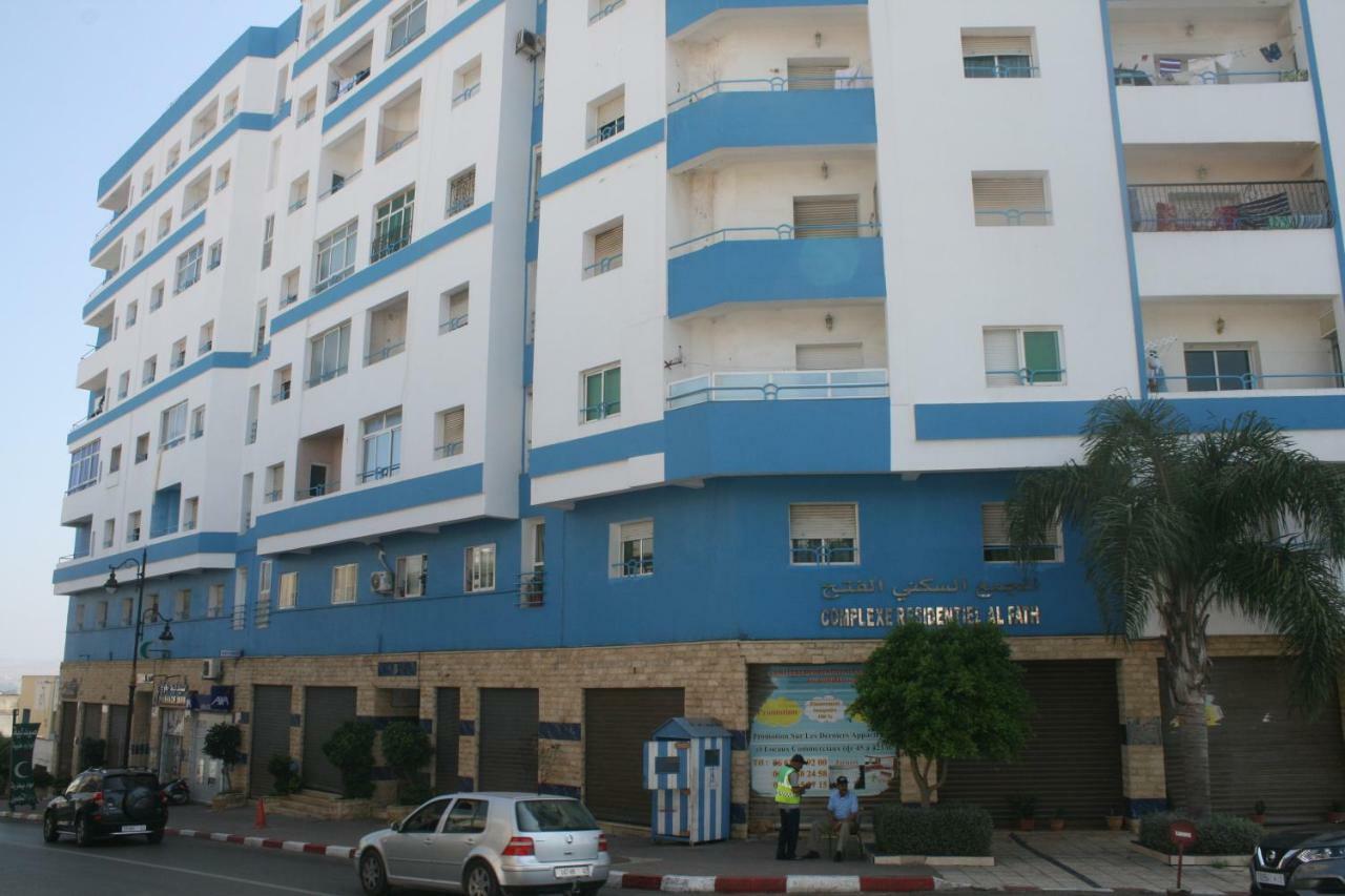 Appartement De Mustapha Larache Exteriör bild